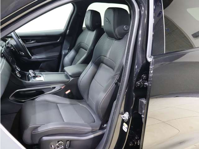 Jaguar F-Pace 3