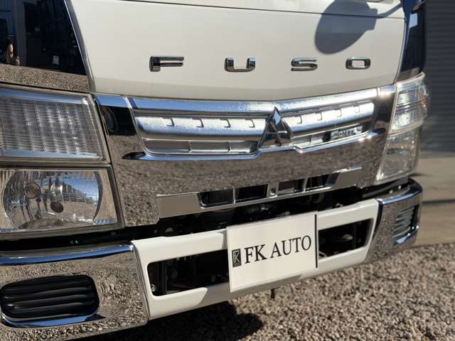 Mitsubishi Fuso Canter 9