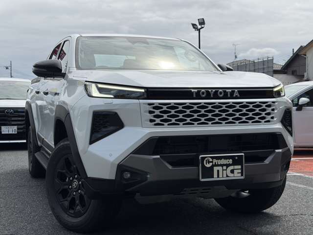 Toyota Hilux 8