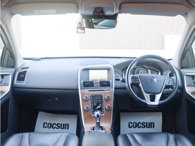 Volvo XC60 4
