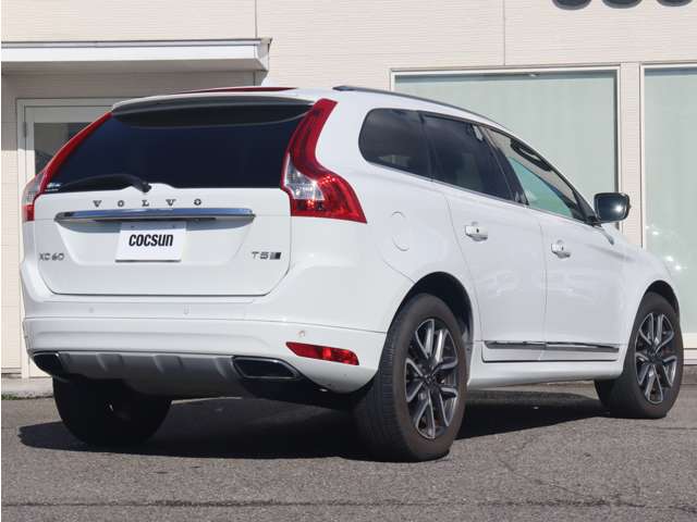 Volvo XC60 8
