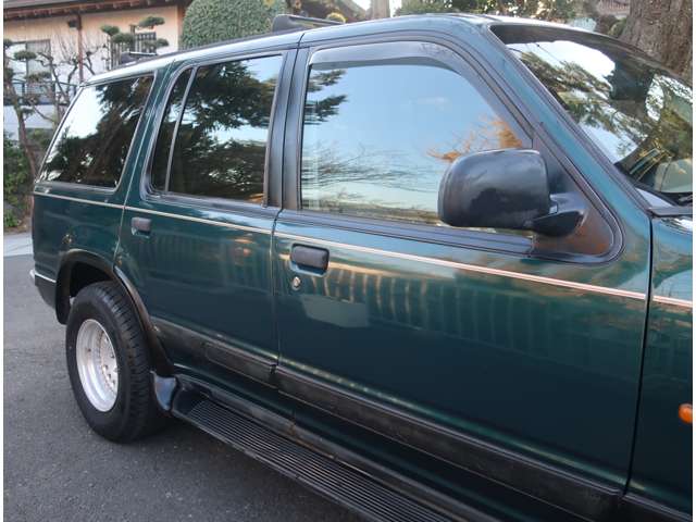 Ford Explorer 11