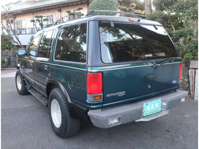 Ford Explorer 6