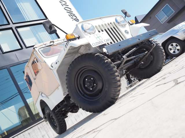 Mitsubishi Jeep 5