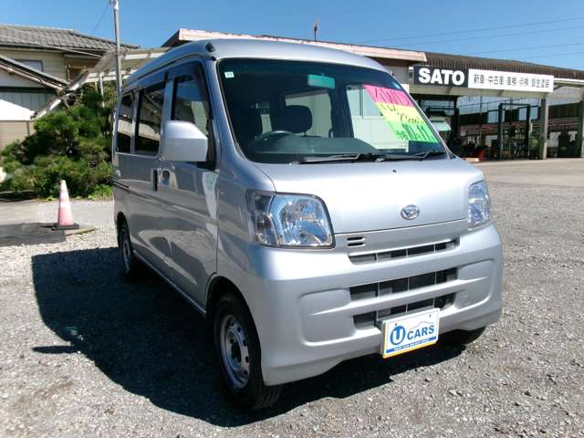Daihatsu Hijet Cargo 5