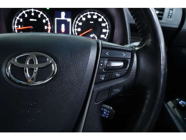 Toyota Vellfire 7