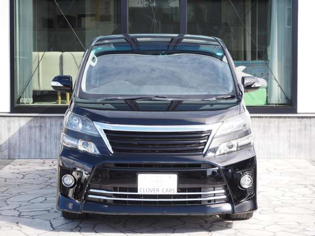 Toyota Vellfire 2