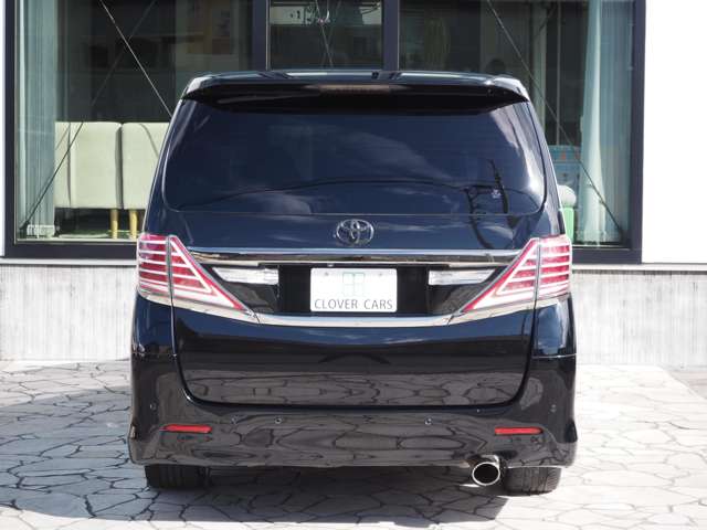Toyota Vellfire 10