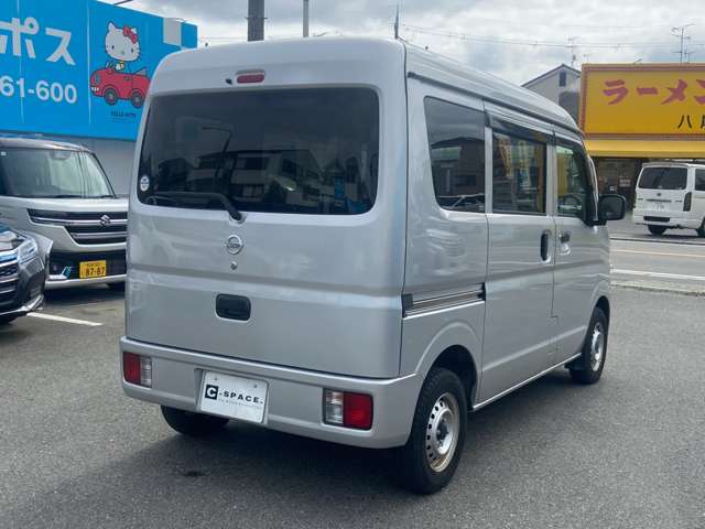 Nissan NV100 Clipper 10
