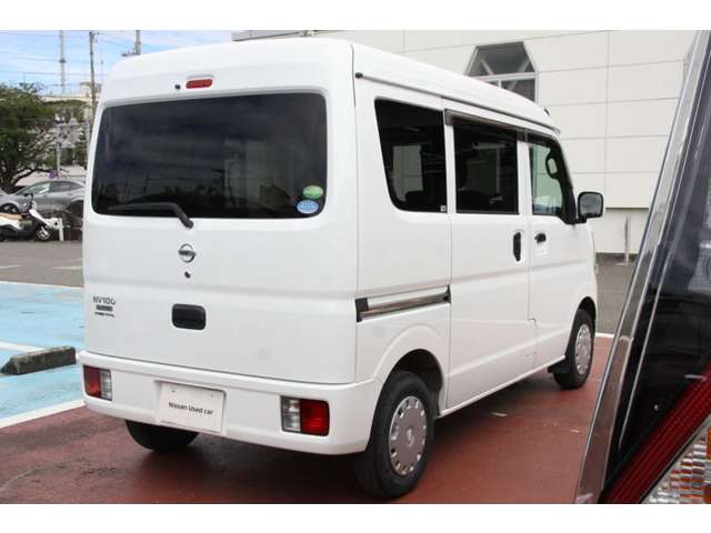 Nissan NV100 Clipper 2