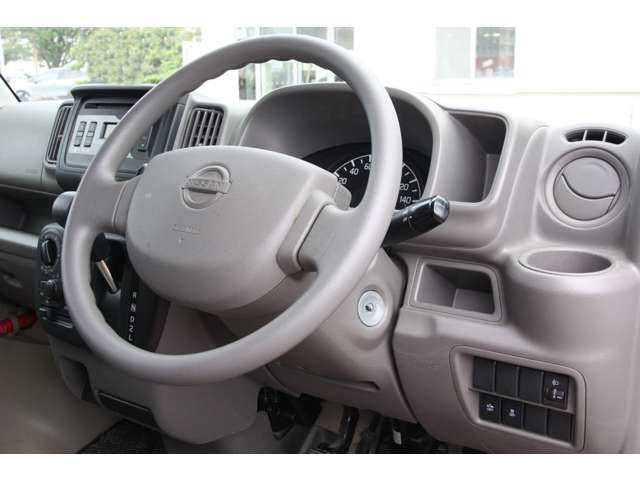 Nissan NV100 Clipper 5