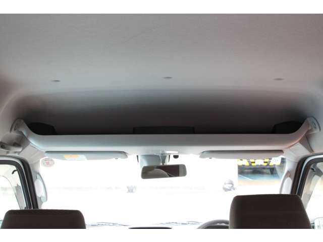 Nissan NV100 Clipper 6