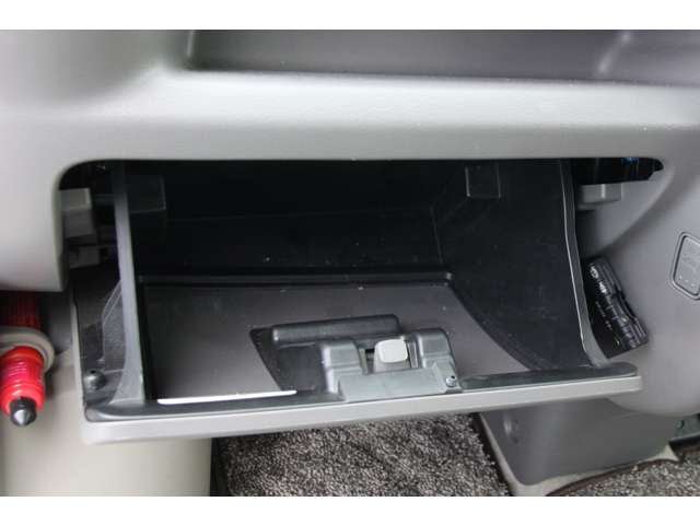 Nissan NV100 Clipper 10