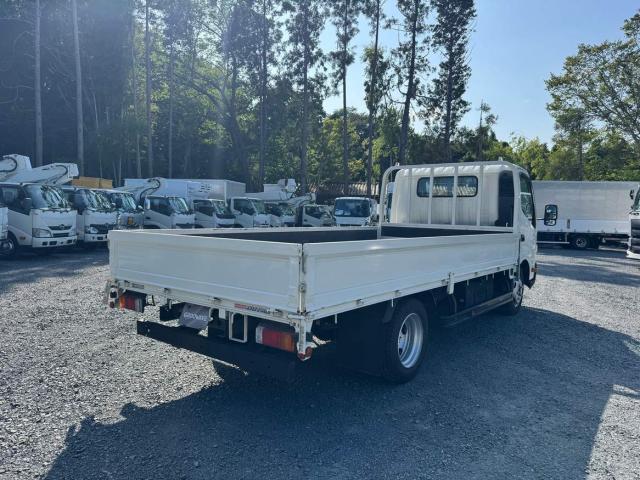 Hino Dutro 5