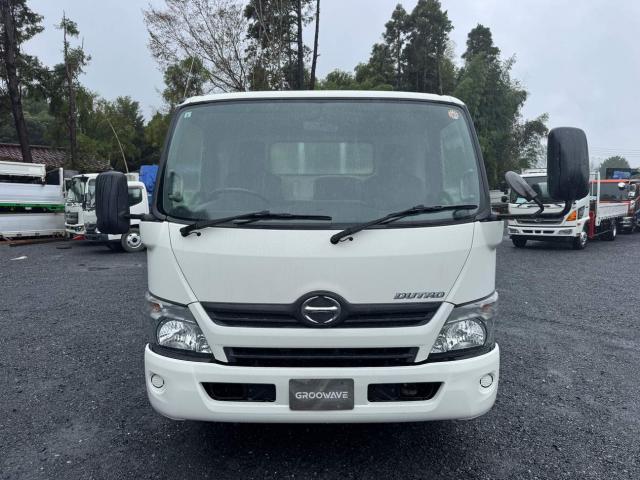 Hino Dutro 7