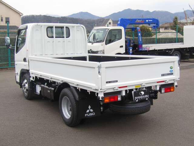 Mitsubishi Fuso Canter 7