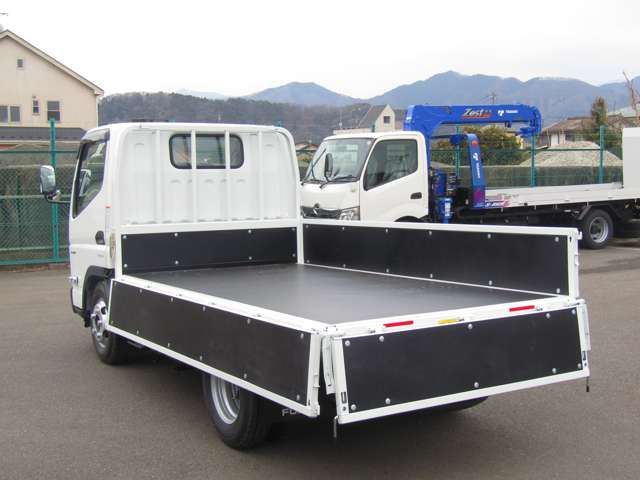 Mitsubishi Fuso Canter 8