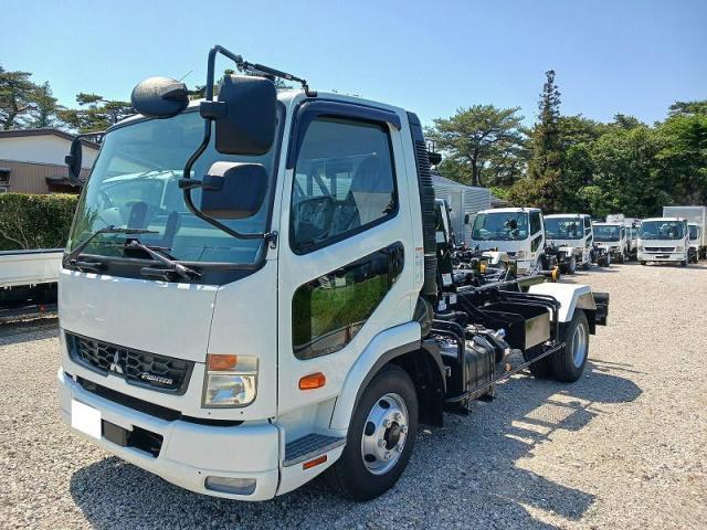 Mitsubishi Fuso Fighter 11