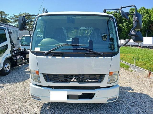 Mitsubishi Fuso Fighter 12