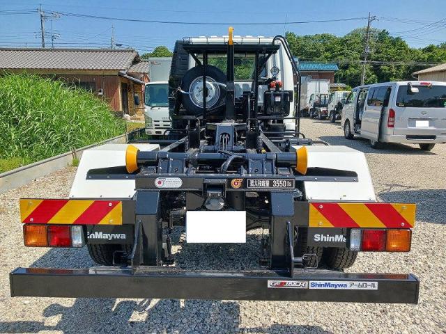 Mitsubishi Fuso Fighter 3
