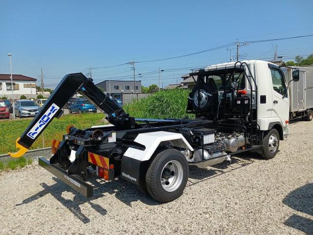 Mitsubishi Fuso Fighter 5
