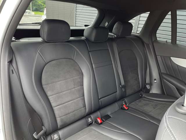 Mercedes-Benz GLC 11