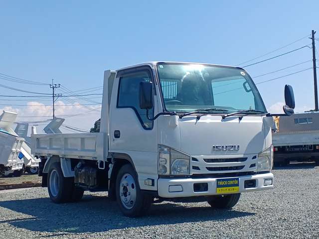 Isuzu Elf 3