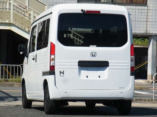 Honda N-VAN 8