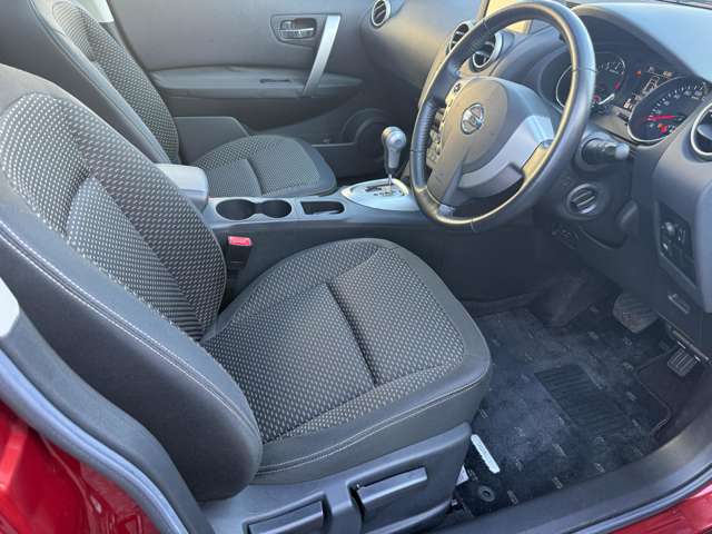 Nissan Dualis 12