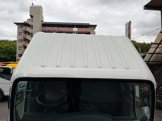 Isuzu Elf 10