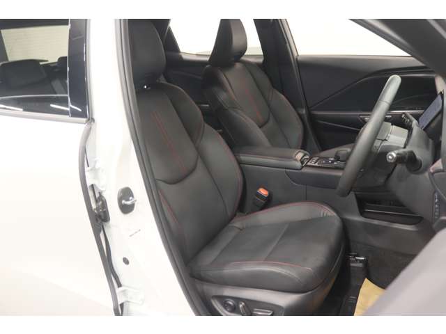 Lexus LBX 10