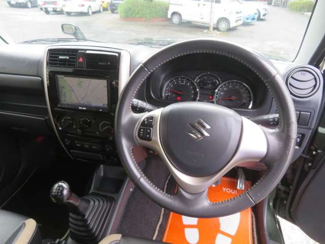 Suzuki Jimny 6