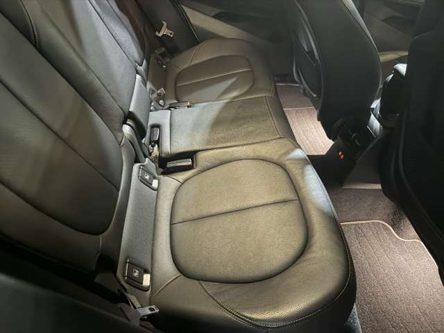 BMW X1 8