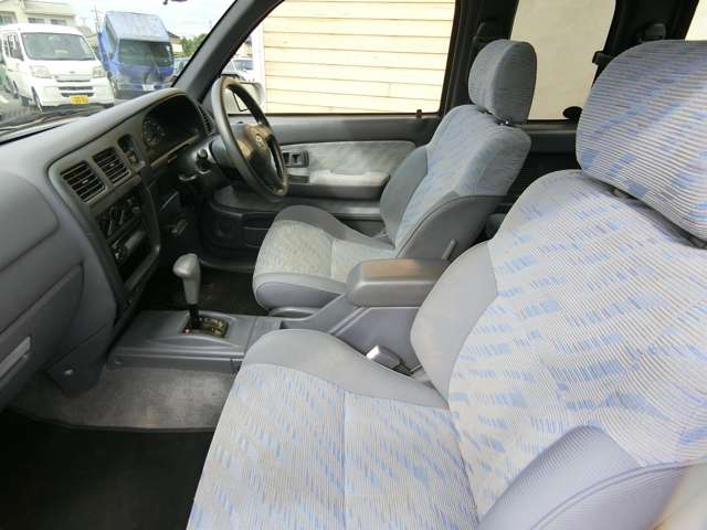 Toyota Hilux 12