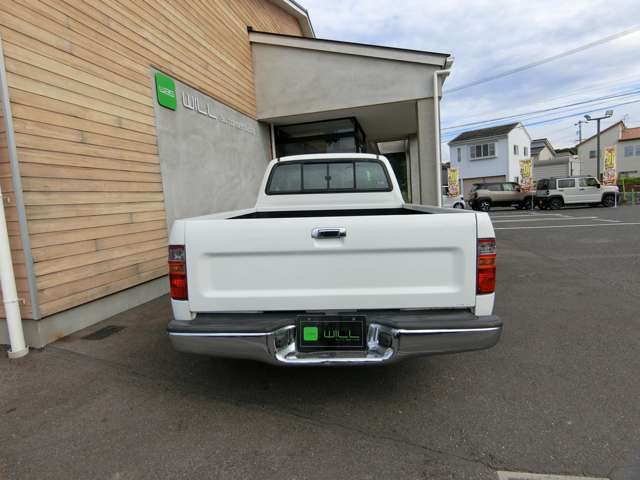Toyota Hilux 6
