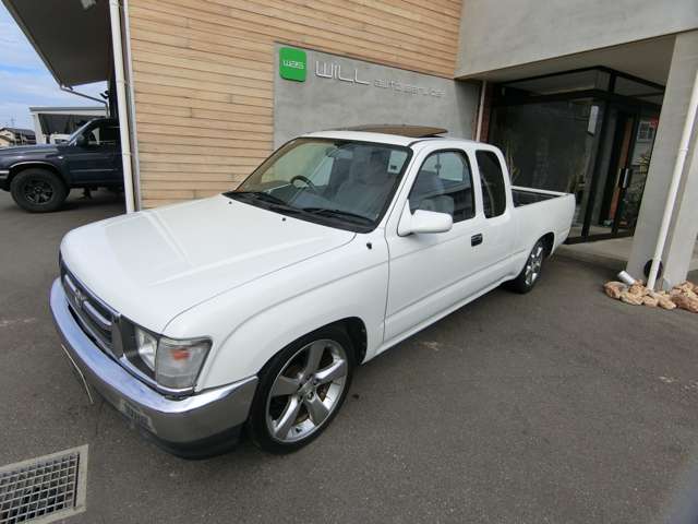 Toyota Hilux 7