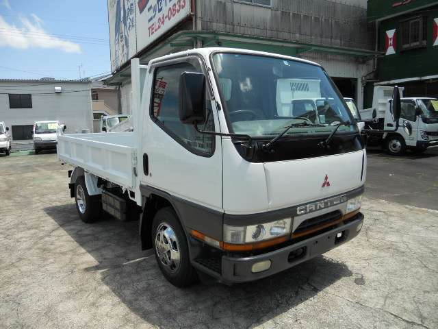 Mitsubishi Fuso Canter 2