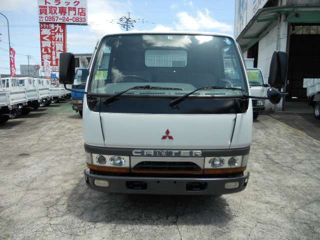 Mitsubishi Fuso Canter 3