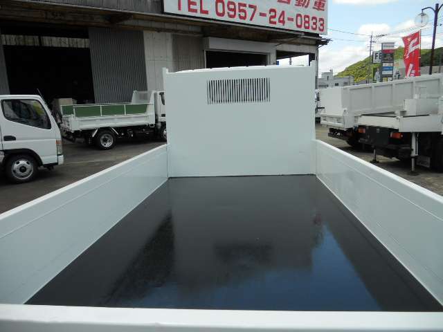 Mitsubishi Fuso Canter 10