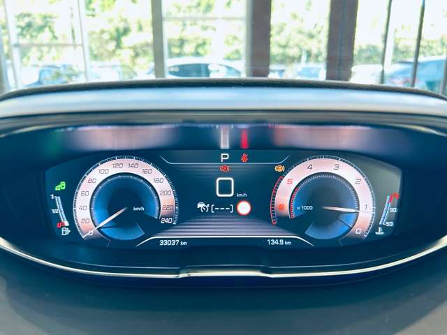 Peugeot 3008 6