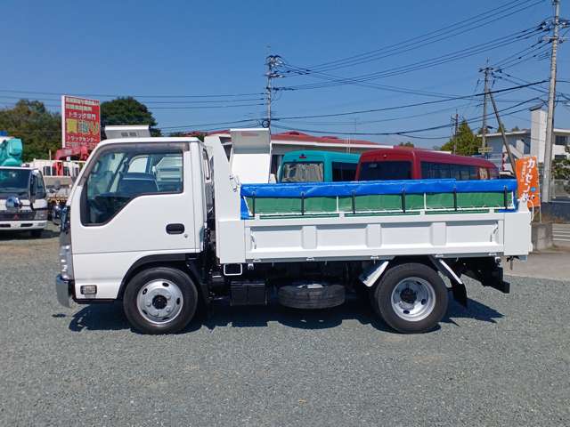 Isuzu Elf 4