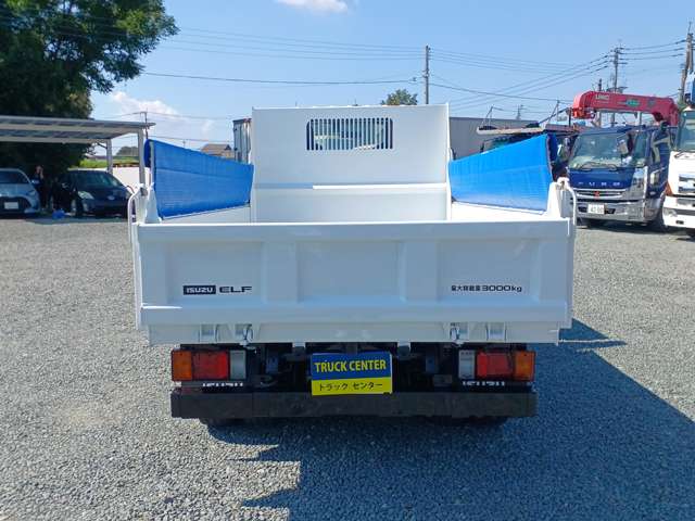 Isuzu Elf 5