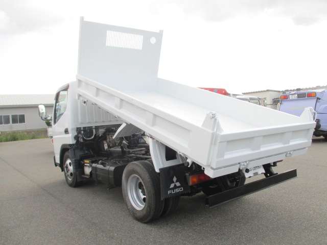Mitsubishi Fuso Canter 5