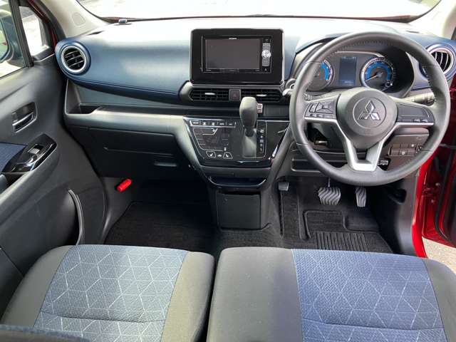 Mitsubishi eK X 4