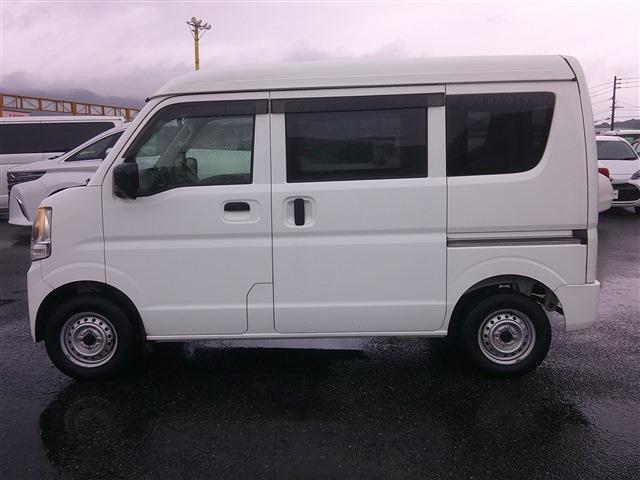 Nissan NV100 Clipper 2