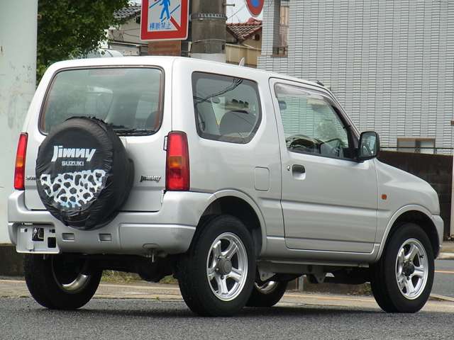 Suzuki Jimny 9