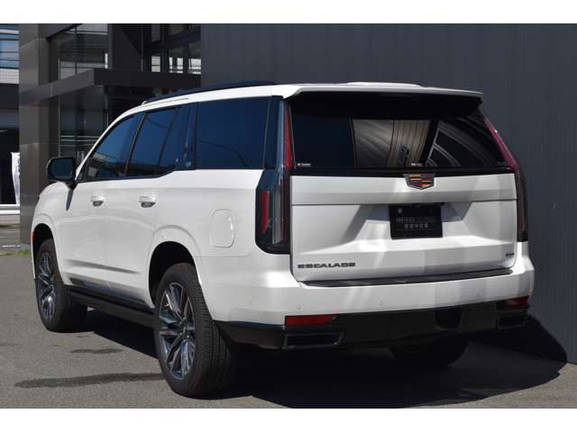 Cadillac エスカレード 8