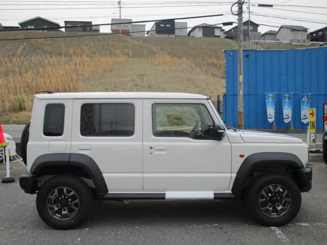 Suzuki Jimny Nomade 5