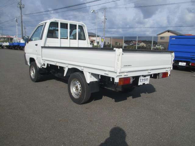 Toyota Town Ace Truck 5