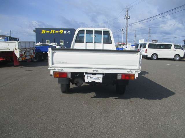 Toyota Town Ace Truck 6